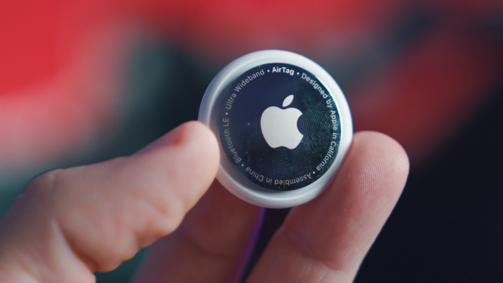 airtag battery life